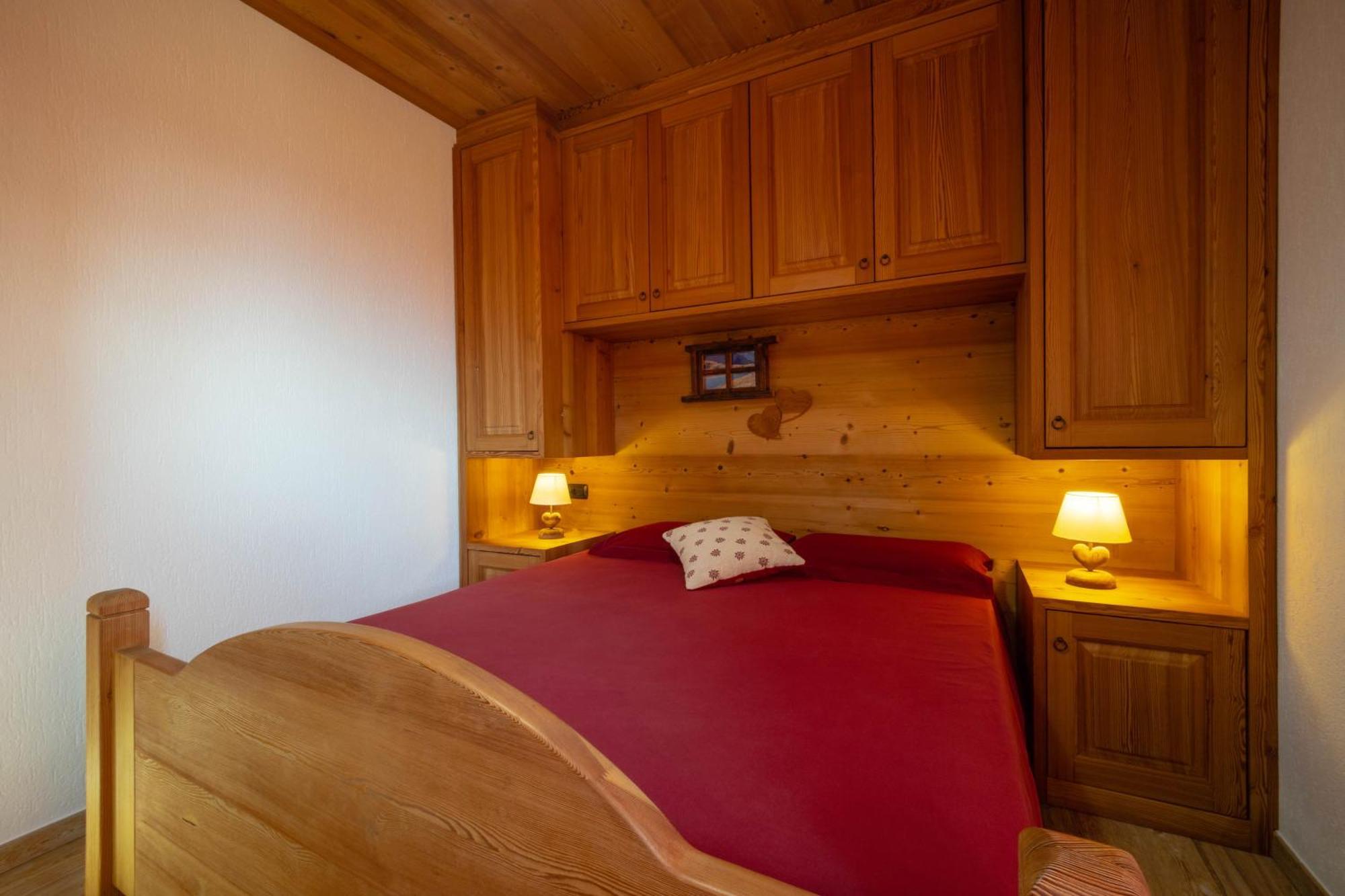Hotel Le Coin des Mélèzes à Brusson Extérieur photo